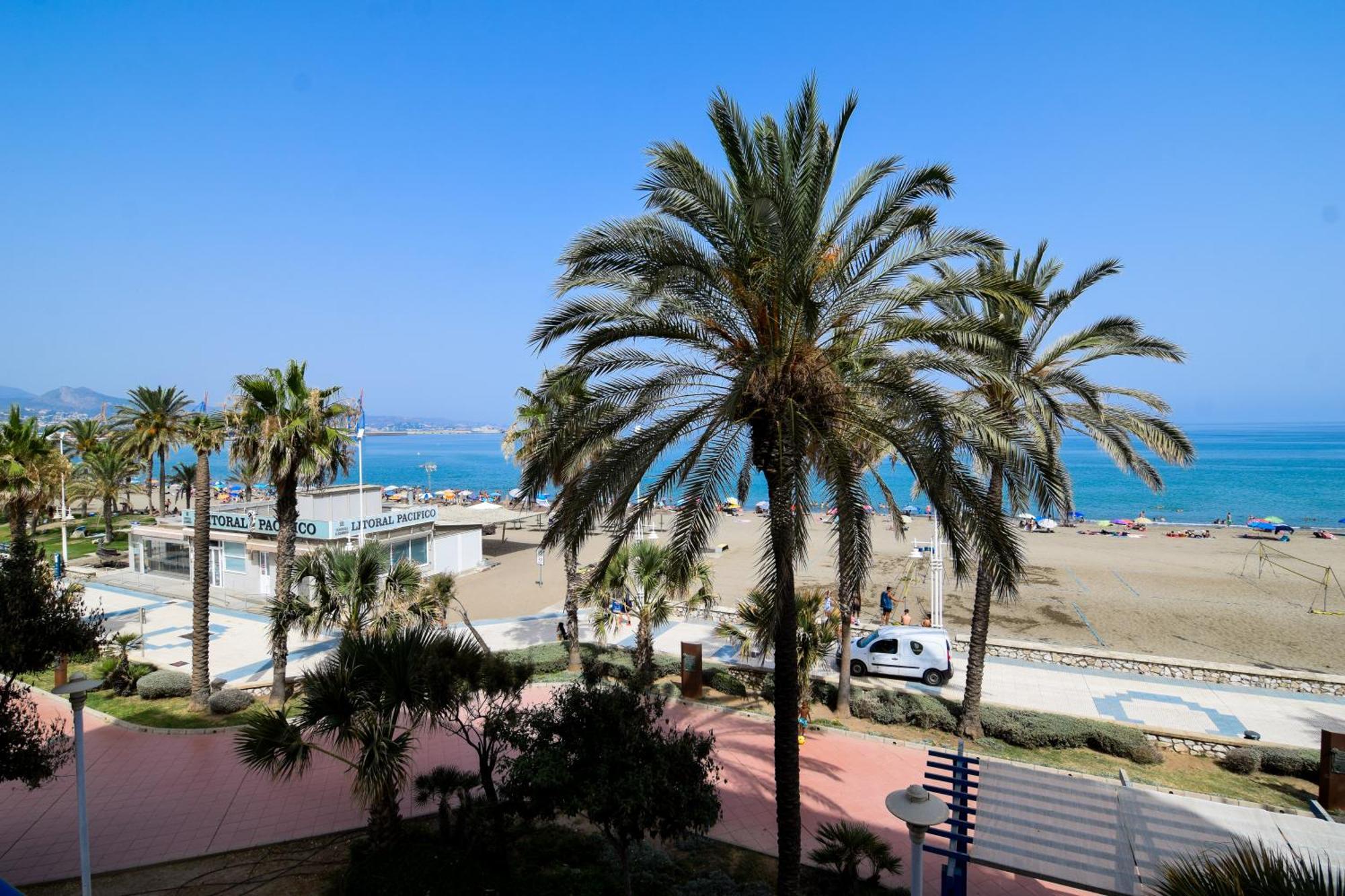 Letmalaga Pacifico Playa Apartment Bagian luar foto